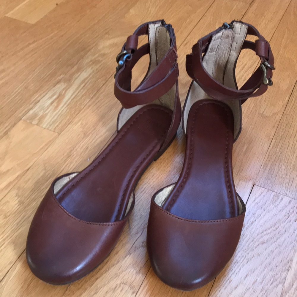 Frye Carson ankle strap ballet flat